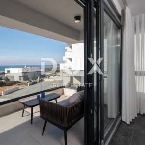 OTOK PAG, NOVALJA - Vila s 5 spavaćih soba, bazenom i saunom, 176,5m2