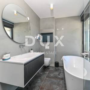OTOK PAG, NOVALJA - Vila s 5 spavaćih soba, bazenom i saunom, 176,5m2