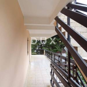 OTOK PAG, PAG, BOŠANA - apartmanska kuća u blizini mora