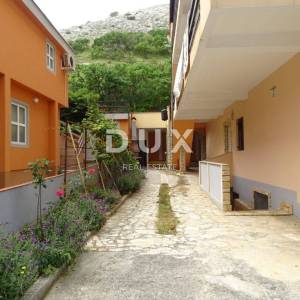 OTOK PAG, PAG, BOŠANA - apartmanska kuća u blizini mora