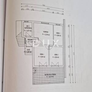 OTOK PAG, PAG - Dvojna kuća za adaptaciju s pogledom na more