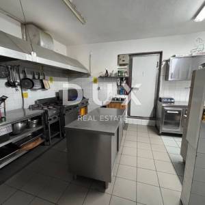 OTOK PAG, PAG - Hotel s restoranom u blizini mora