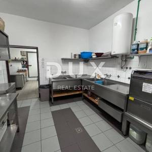 OTOK PAG, PAG - Hotel s restoranom u blizini mora