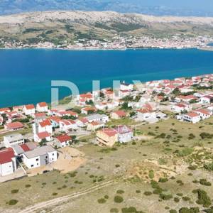 OTOK PAG, PAG - Stan od 77 m2 svega 50 metara od mora