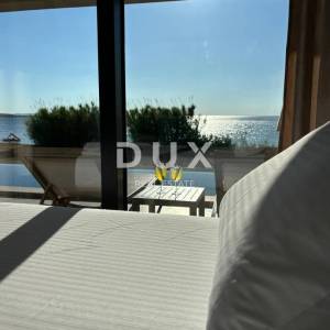 OTOK PAG, POVLJANA - 2S+DB stan, 78m2, 1. red do mora
