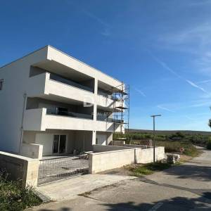 OTOK PAG, POVLJANA, 2s+db stan u vrhunskoj novogradnji