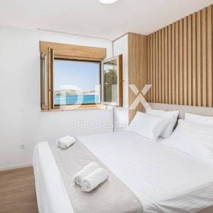 OTOK PAG, POVLJANA - Apartman  55 m2, 1. red do mora