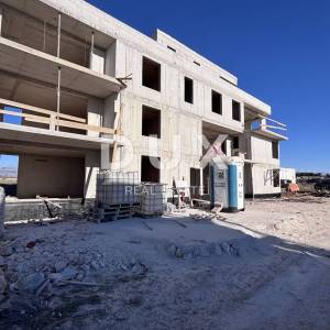 OTOK PAG, POVLJANA - Moderan penthouse u izgradnji S6