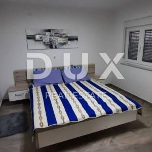 OTOK PAG, POVLJANA - Nova moderna vila s bazenom