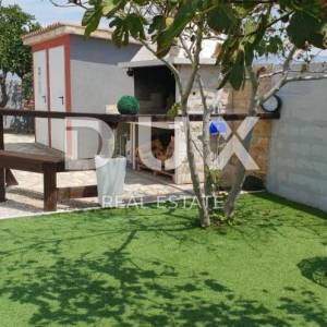 OTOK PAG, POVLJANA - Predivna kuća s dva apartmana i bazenom