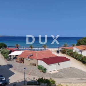  OTOK PAG, POVLJANA - Prekrasan stan u Povljani, korak od plaže s terasom koja nudi spektakularan pogled na more ! 