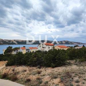 OTOK PAG-STARA NOVALJA građevinsko zemljište 4000m2 s pogledom na more