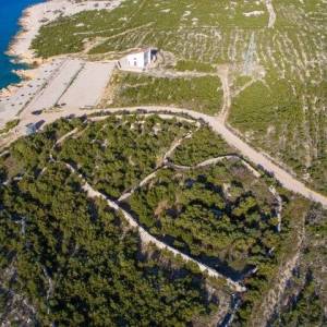 OTOK PAG, STARA NOVALJA - poljoprivredno zemljište na izuzetnoj lokaciji 