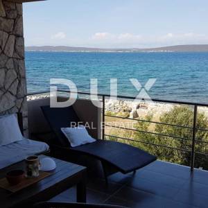 OTOK PAŠMAN, DOBROPOLJANA - Prekrasna dvojna kuća prvi red do mora!