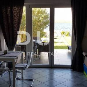 OTOK PAŠMAN, DOBROPOLJANA - Prekrasna dvojna kuća prvi red do mora!