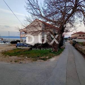 OTOK PAŠMAN, ŽDRELAC - Dvojna kuća 1. red do mora