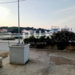 OTOK PAŠMAN, ŽDRELAC - Dvojna kuća 1. red do mora