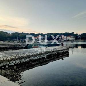OTOK PAŠMAN, ŽDRELAC - Dvojna kuća 1. red do mora