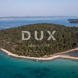 OTOK PAŠMAN, ŽDRELAC - Luksuzna kamena vila s bazenom pokraj mora