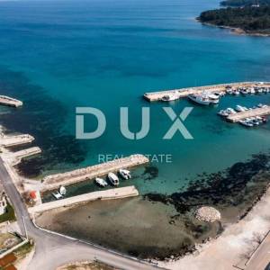 OTOK PAŠMAN, ŽDRELAC - Luksuzna kamena vila s bazenom pokraj mora