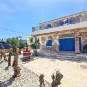 OTOK PAŠMAN, ŽDRELAC - Luksuzna kamena vila s bazenom pokraj mora