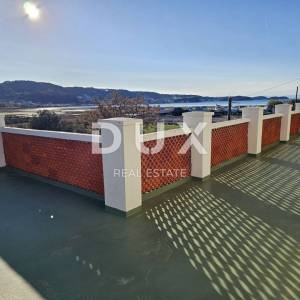 OTOK RAB - Apartmanska kuća pored mora!