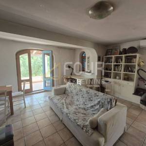 Otok Rab, Banjol, 112.25m2, 2 stana, okućnica