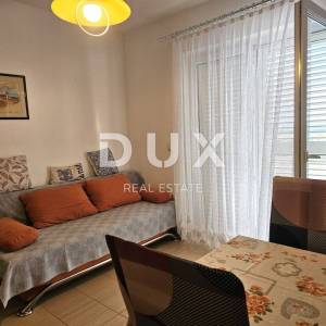 OTOK RAB, BANJOL - Apartmanska kuća, bazen, parking, pogled na more