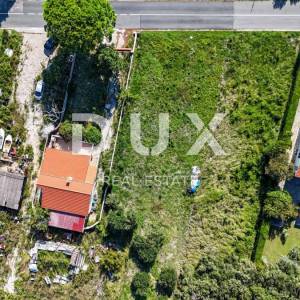 OTOK RAB, BANJOL - Građevinsko zemljište na odličnoj lokaciji 200m od mora