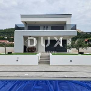 OTOK RAB, BANJOL - Luksuzna vila s bazenom 