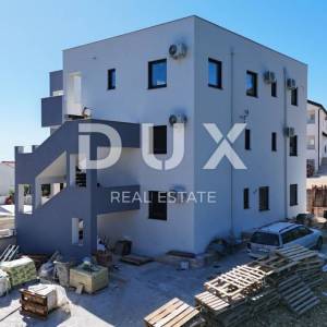 OTOK RAB, BANJOL - Luksuzni PENTHOUSE s 360° pogledom