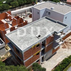 OTOK RAB, BANJOL - NOVOGRADNJA - Stan 2S+DB 150m od mora