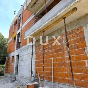 OTOK RAB, BANJOL - NOVOGRADNJA - Stan 2S+DB 150m od mora