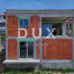 OTOK RAB, BANJOL - Penthouse s pogledom na more i 4 zvonika