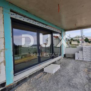 OTOK RAB, BANJOL - Stan s privatnim bazenom u zelenom okruženju