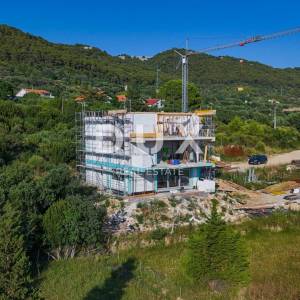 OTOK RAB, BANJOL - Stan s privatnim bazenom u zelenom okruženju