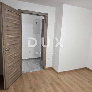 OTOK RAB, BANJOL - Stan u potkrovlju od 80m2 s galerijom