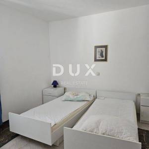 OTOK RAB, BARBAT - Kuća s apartmanima blizu plaža