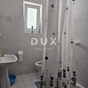 OTOK RAB, BARBAT - Kuća s apartmanima blizu plaža