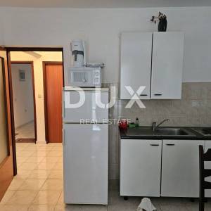 OTOK RAB, BARBAT - Kuća s apartmanima blizu plaža