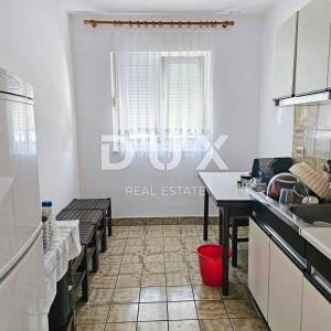 OTOK RAB, BARBAT - Samostojeća kuća s apartmanima i garažom, SAMO 130 m od mora!