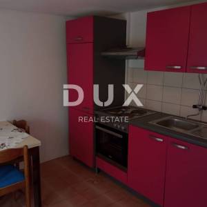 OTOK RAB, BARBAT - Samostojeća apartmanska kuća na odličnoj lokaciji