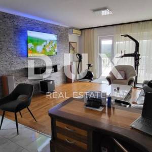 OTOK RAB, KAMPOR - Apartmanski stan, potpuno uređen, za investiciju