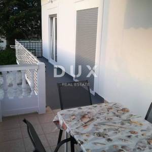 OTOK RAB, KAMPOR - Kuća s apartmanima 100 m od mora