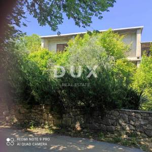 OTOK RAB, KAMPOR - Kuća za adaptaciju sa maslinikom 800m od plaže