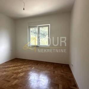 Otok Rab, Kampor, stan u novogradnji, 100m2, 2s+db, pogled na more
