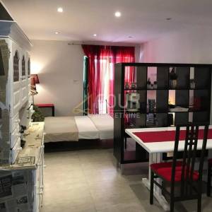 Otok Rab, kuća u nizu, 110m2, 2 stana