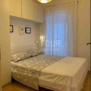 Otok Rab, kuća u nizu, 110m2, 2 stana
