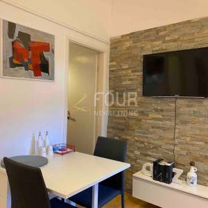 Otok Rab, kuća u nizu, 110m2, 2 stana