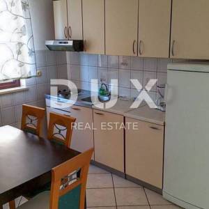 OTOK RAB, LOPAR - Kuća sa 6 apartmana pored Rajske plaže